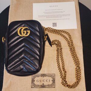 *AUTHENTIC* Gucci GG Marmot Crossbody Bag